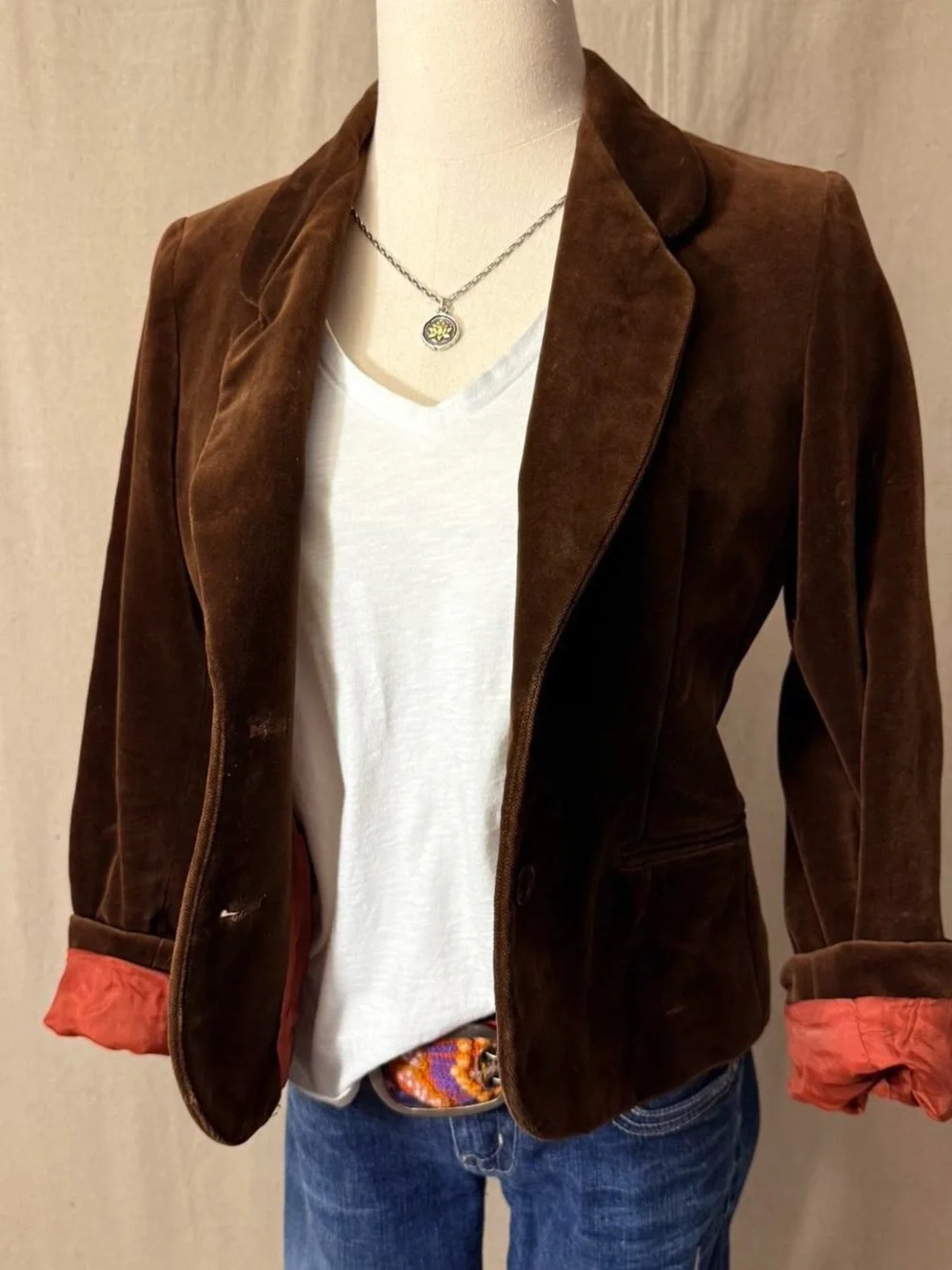 Vintage Sasson Paris New York brown velvet blazer 🤎